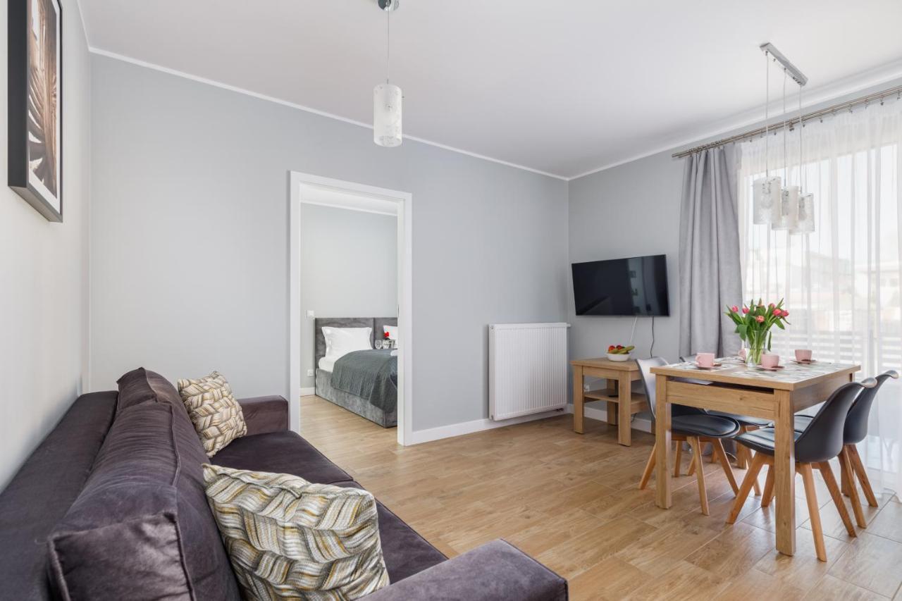 Apartment With Parking 500 M From The Sea By Noclegi Renters Miedzywodzie Bagian luar foto