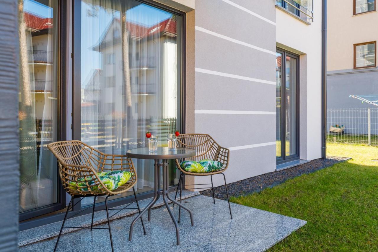 Apartment With Parking 500 M From The Sea By Noclegi Renters Miedzywodzie Bagian luar foto