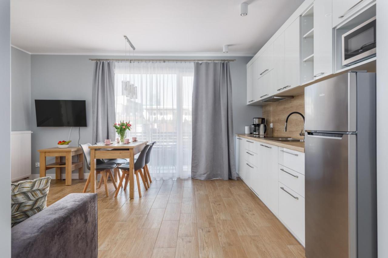 Apartment With Parking 500 M From The Sea By Noclegi Renters Miedzywodzie Bagian luar foto